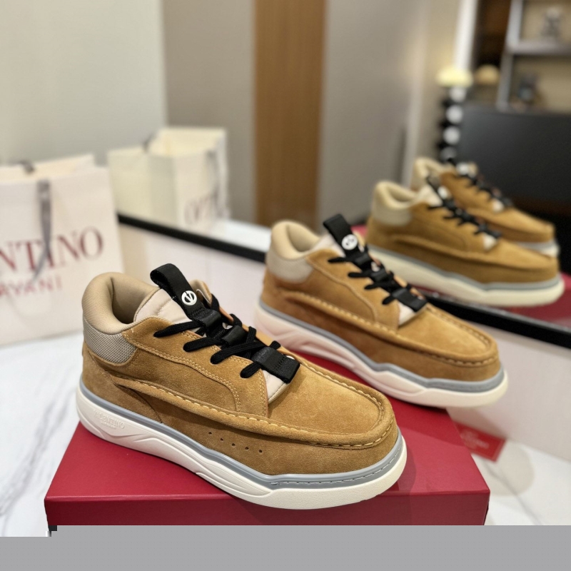 Valentino Sneakers